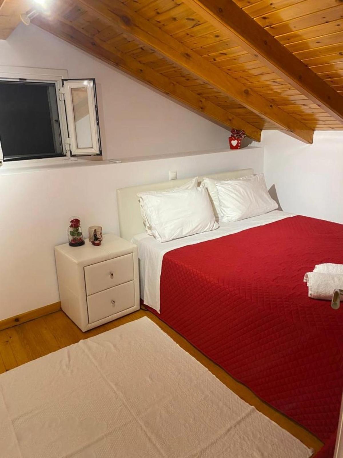 Lori House In Corfu. Feel Like Your Skriperon