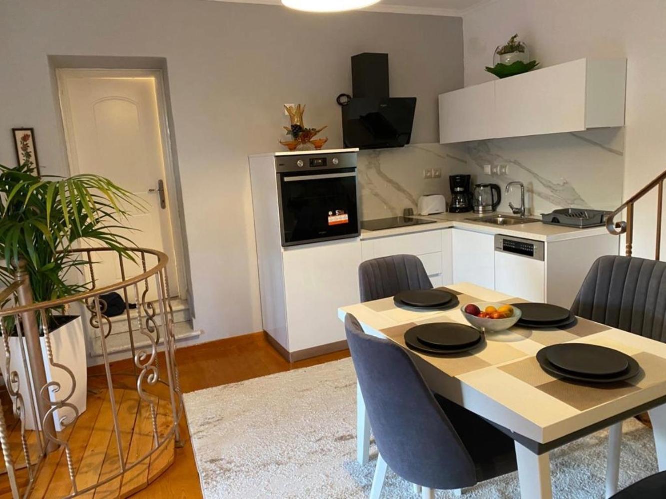 Lori House In Corfu. Feel Like Your Holiday home *